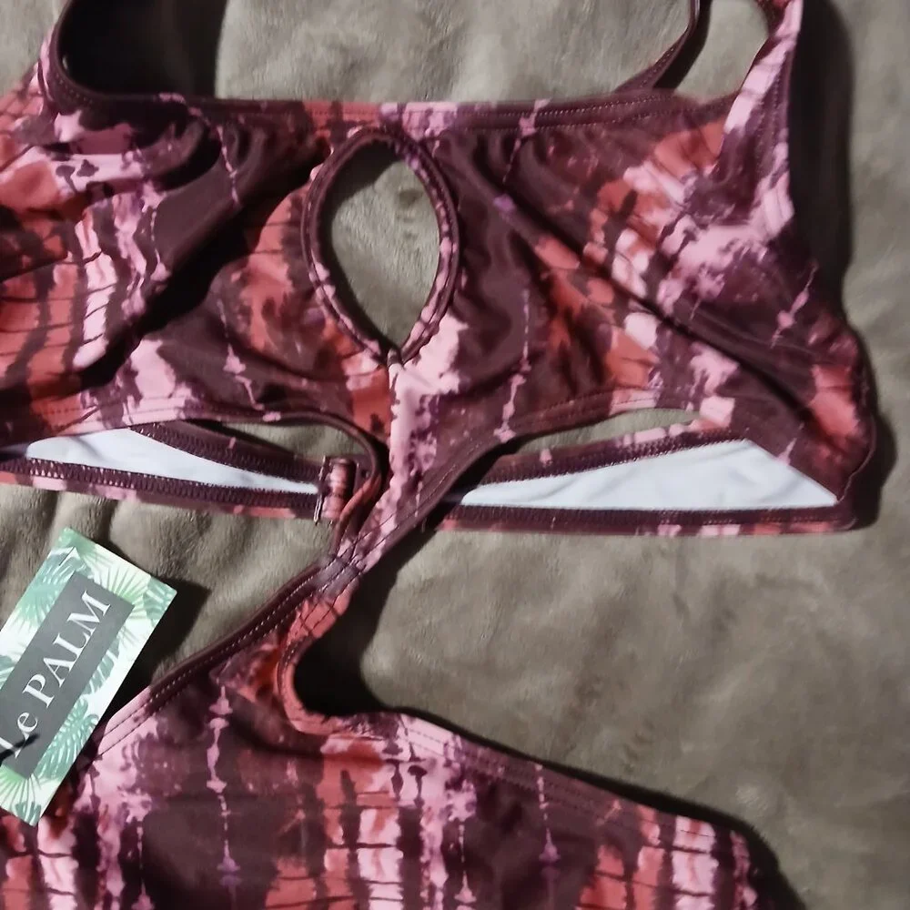 Asos Luxe Palm Women's Cut Out Halter Neck Swimsuit Purple Print NWT SZ 4 - Picture 3 of 10